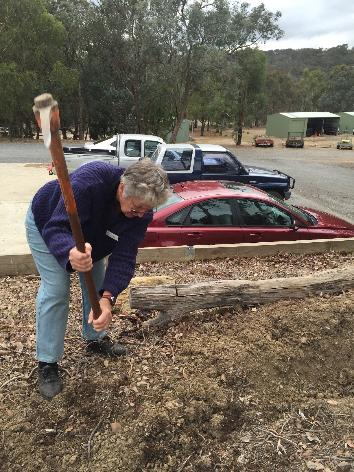 03 - April 2015 - Digging the swales